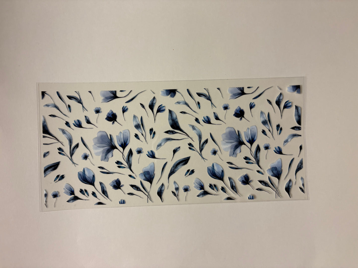 160. Blue Flowers UVDTF Wrap