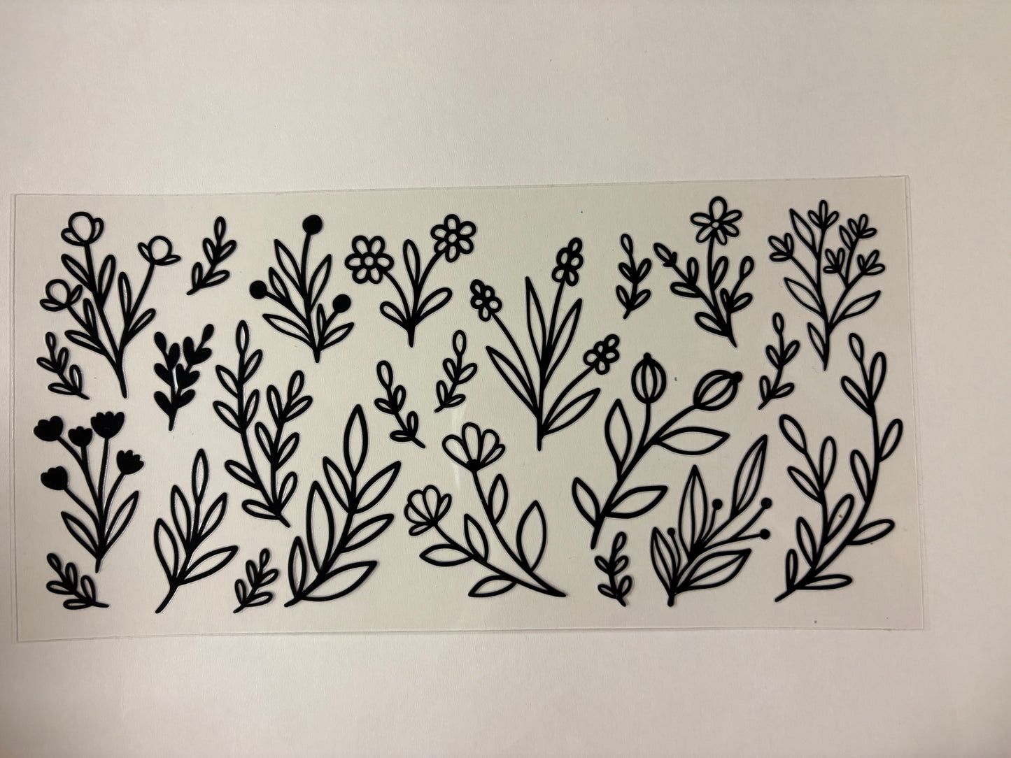 50. Black Outline Floral UVDTF